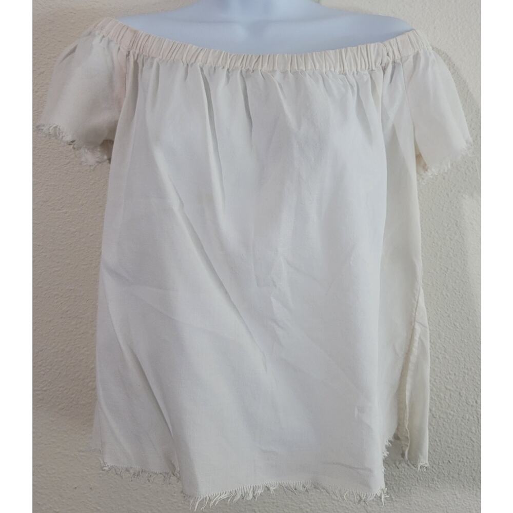 Cloth & Stone Anthropologie Cream Off The Shoulder Frayed Hem Top S Lightweight